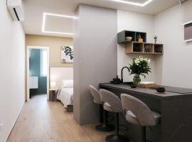 Minu' Holiday House, hotelli kohteessa Salerno