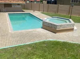 Palm Springs Apartments