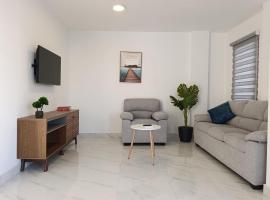 Casa moderna en Urb privada Seguridad 24h manta jaramijo, hotel v destinaci Manta