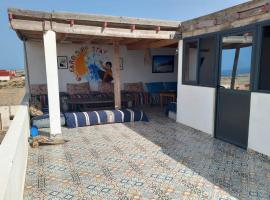 EL Faro Surfstay, hotel v destinaci Tamri