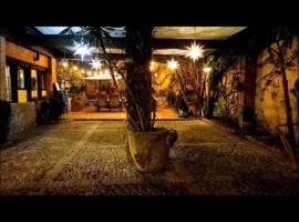 Casona María Esther โรงแรมในซานมิเกล เด อาเญนเด