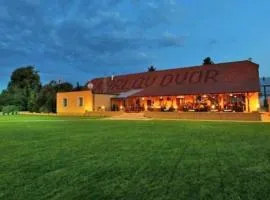 Apartmány Karlov Dvor