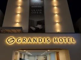 Daeyeon Grandis Hotel