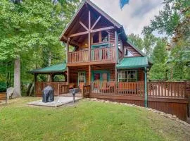 Gatlinburg Getaway - Private Theater & Hot Tub