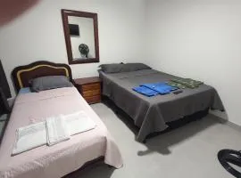 Apartamento 1 quarto Asa Norte prédio misto - residencial comercial - wi-Fi - 1 a 3 hospedes - sem taxas