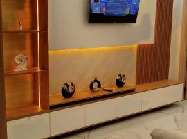 Apprtmnt jury de luxe 2, hotel com estacionamento em Nador