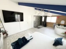 The Amantis suite XXL Bath and Sauna in Mauguio