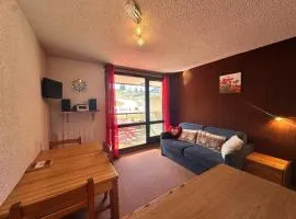 Studio cabine 27m² au pied des pistes de luge, balcon sud, navette gratuite - FR-1-515-236