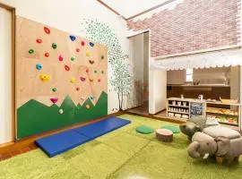ジブリパークまで車10分 遊べるキッズハウス1棟貸切り 敷地内無料駐車場あり 最大12名