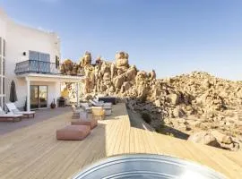 Casa Blanca by Fieldtrip Boulder Estate with Hot Tub Soaking Pool Outdoor Shower