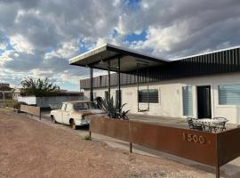 Pik Pak, five-star hotel in Marfa