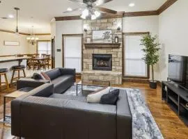 Gorgeous 4BR Dakota Springs Home home