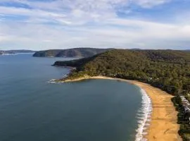 Salt and Stone Modern Pearl Beach Stay 2 Mins to Ocean