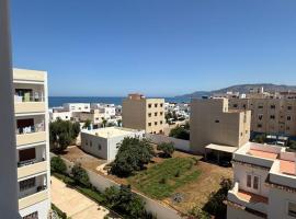 Appartement a louer a ouedlaou avec vue sur mer, hotel in Oued Laou