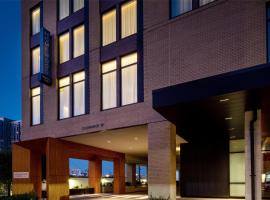 Homewood Suites By Hilton Nashville Downtown The Gulch、ナッシュビルのヒルトンホテル