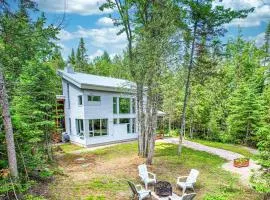 Ecology between forest and river - L'Hermine Charme