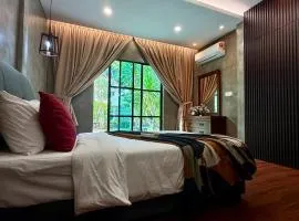 Sunway Lakeside Bungalow in Ipoh