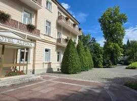 Hotel Alpina