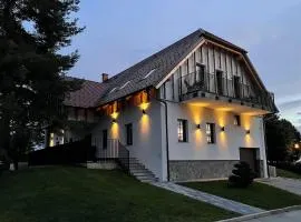 Vineyard Escape Herbersteinova klet