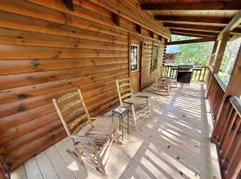 Idyllic Riverside Cabin Retreat Near New River, Virginia