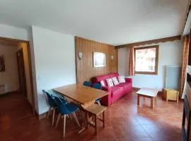 Grand T3 plein sud avec garage couvert et accès direct aux pistes - FR-1-445-177