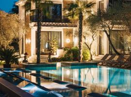 Giardino Lux Apartments, family hotel in Ulcinj