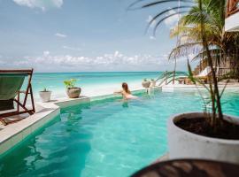 ZAN Tropical Island, hotel with hot tubs in Bwejuu