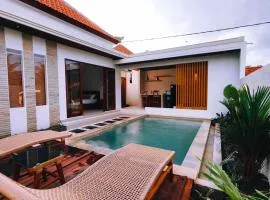 Tresna Tiga Villa