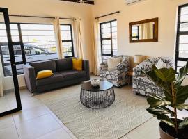The Exec Home Self Catering Villa, hotel met parkeren in Gaborone