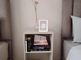 Chambre très propre avec salle de bain privée - 5 min airport casablanca