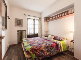 Refuge en Bois - Courmayeur Center and Parking，位于库马约尔的酒店