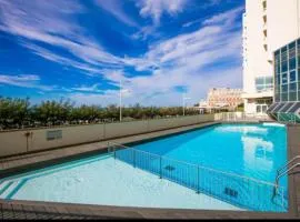 Beau studio rénové, balcon, accès plage, piscine