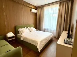 Meridian Hotel