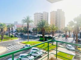 The Cozy Palm, hotel in Playa de las Americas