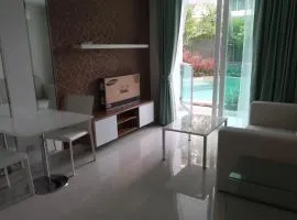 Amazon Residence Pool Villa by J&E