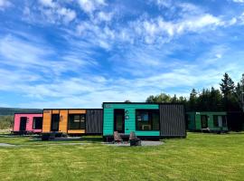 Hébergement Parc du Mont Saint-Mathieu, ξενοδοχείο σε Saint Mathieu de Rioux