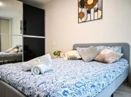 Le Golden - Centre Ville - Accès Transports en Commun - Balcon Cosy - Commerces à Proximité