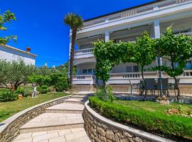 Apartments Marijana, hotel a Banjol