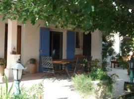 Les Oliviers de Claron, hotel in Visan