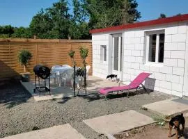 Maison avec jardin arboré