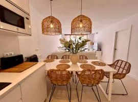 LUXURY ALTEA Campomanes