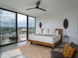 Casa Altamira, Stylish 1BR Loft with City Views in Centro