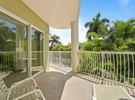 Modern, Spacious & Clean Beach Getaway