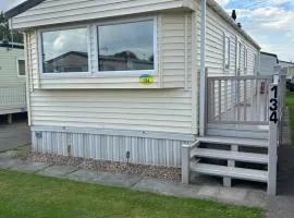 2 Bedroom Caravan 6 Birth The Wolds Ingoldmells Skegness - No pets free WiFi