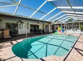 3 Mi to Weeki Wachee Springs SP Nature Coast Gem!