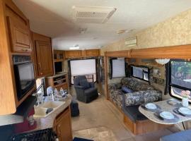 La Mesa Cozy Camper, campsite in San Diego