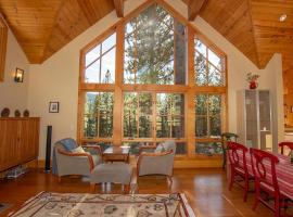 Snowglobe By Hauserman Rentals, hotel v destinaci Tahoe City