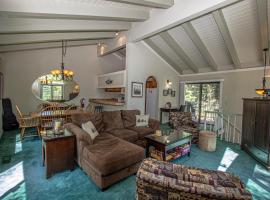 St Francis #18 By Hauserman Rentals, hotel v destinaci Tahoe City