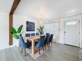 Modern 3BR Retreat with Pool & Fire Pit