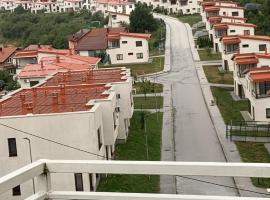 شقق وفيلا بالبوسنة سراييفو, hotel v destinaci Blažuj